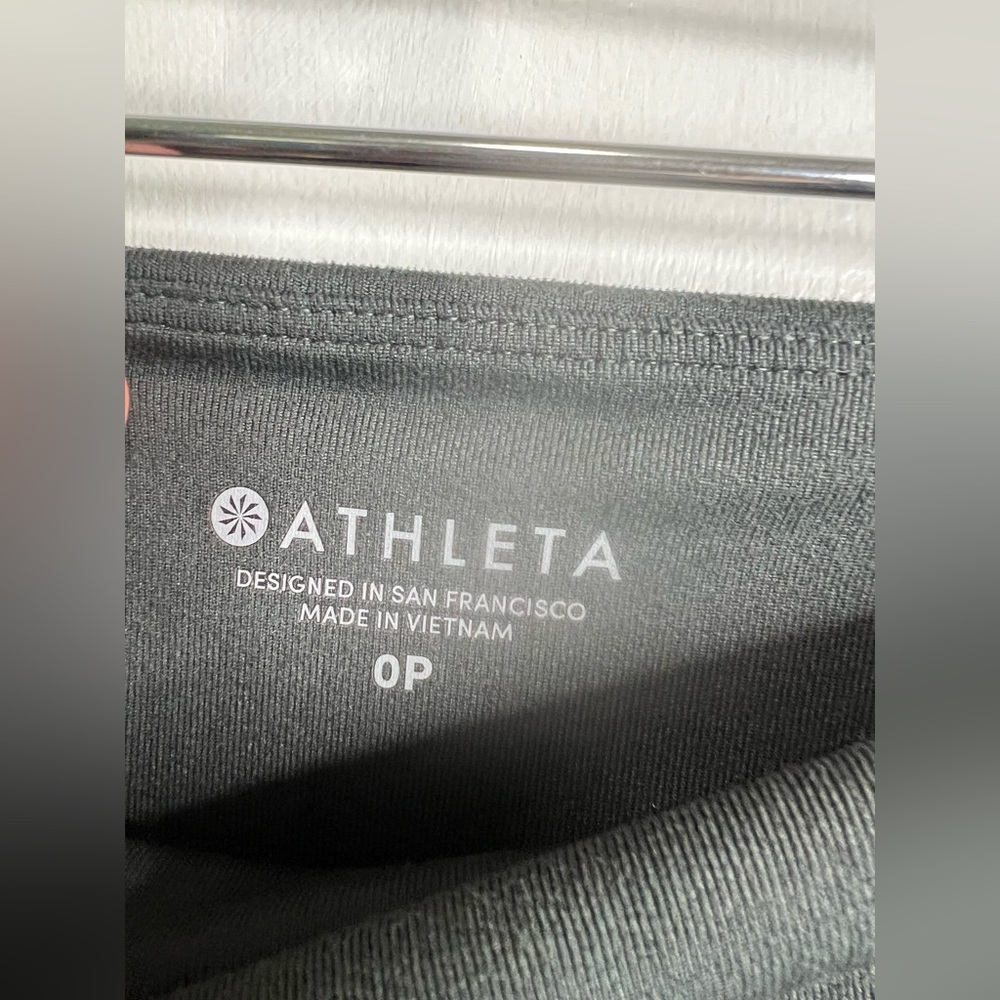 Athleta Jogger Pants - Size 0P - Picture 2 of 3